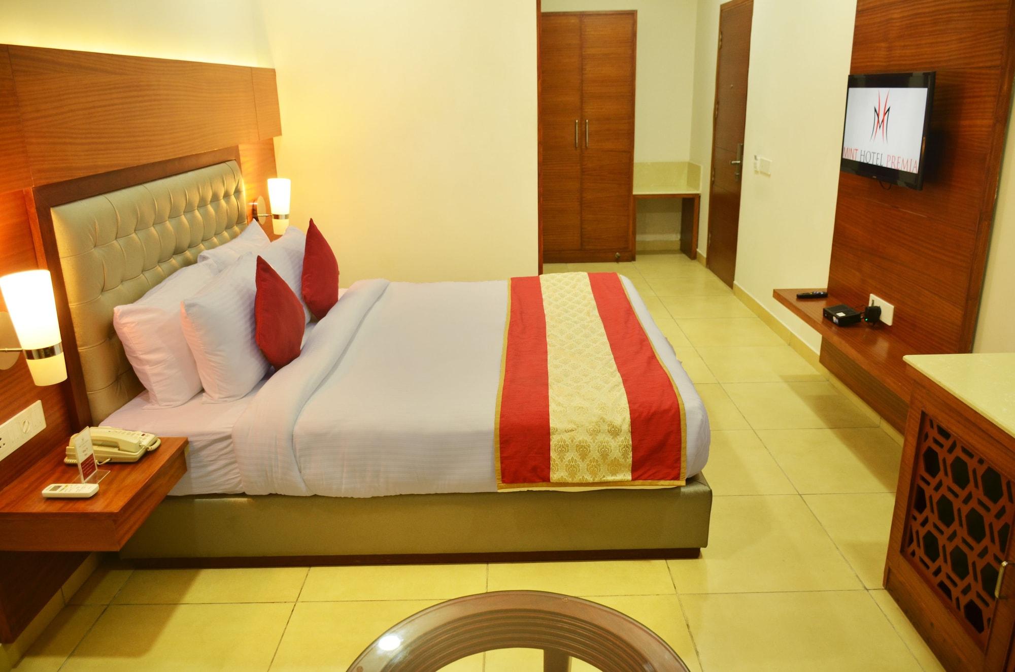 Mint Hotel Premia Chandigarh, Zirakpur Extérieur photo