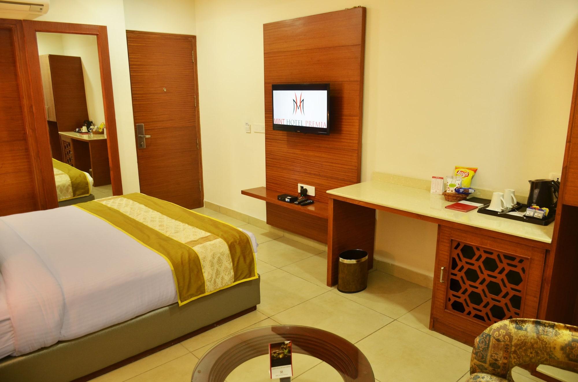 Mint Hotel Premia Chandigarh, Zirakpur Extérieur photo