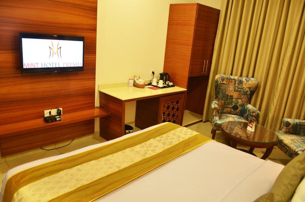 Mint Hotel Premia Chandigarh, Zirakpur Extérieur photo