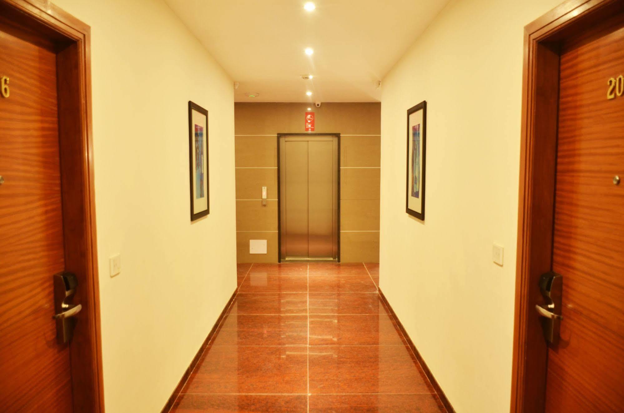 Mint Hotel Premia Chandigarh, Zirakpur Extérieur photo